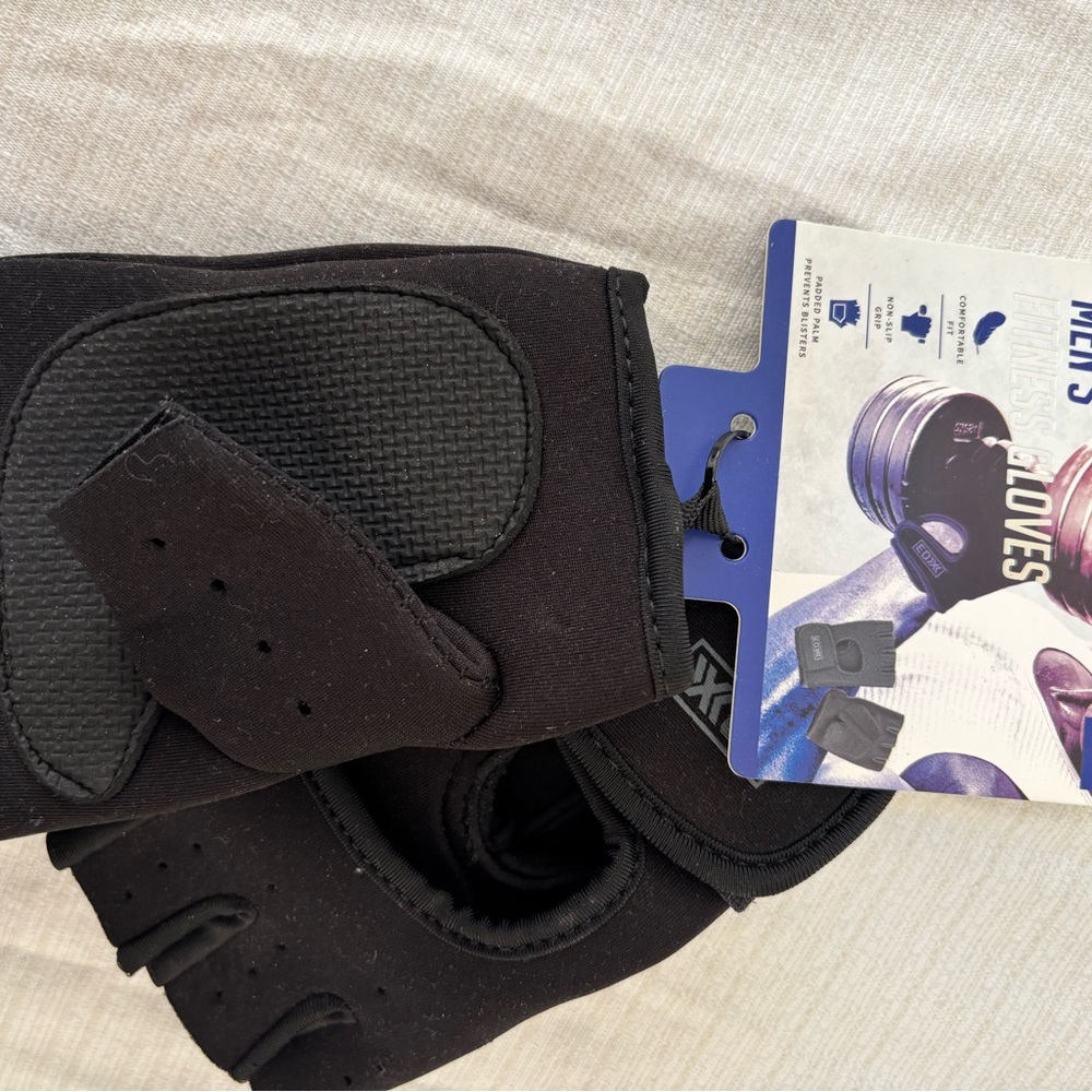 Black Workout Gloves